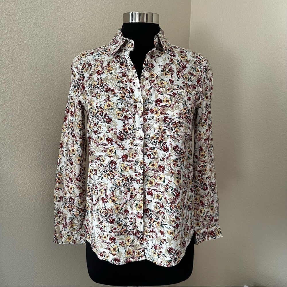 BEACH LUNCH LOUNGE Floral Long Sleeve Cream Button Up Shirt Size S